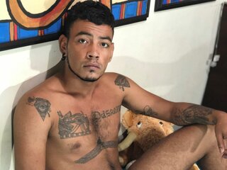 ThomasDusantos pussy livejasmin